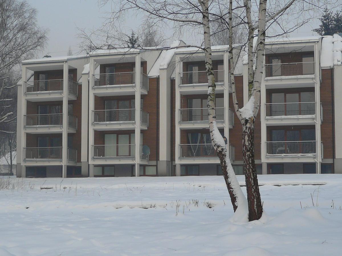 Apartamenty Wislany Brzeg 乌斯特龙 外观 照片