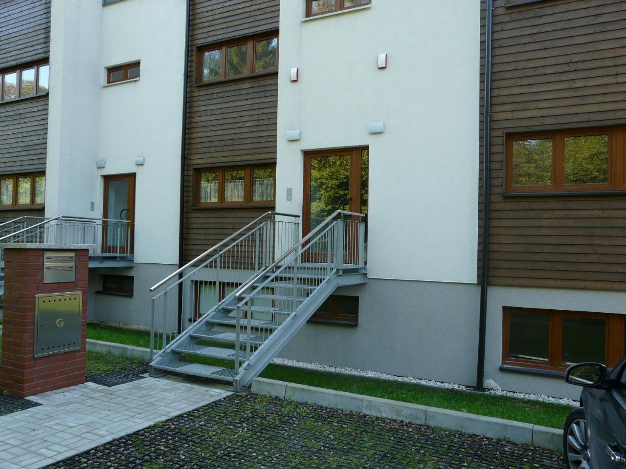 Apartamenty Wislany Brzeg 乌斯特龙 外观 照片